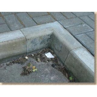 Half Battered Angle Kerb 255mm x 125mm